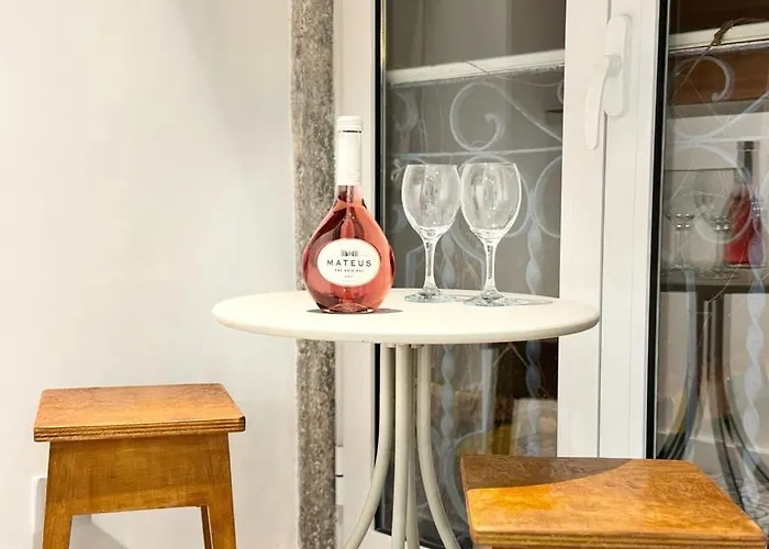 Woody Boutique 6 Trendy Flat By Homeful Homes *