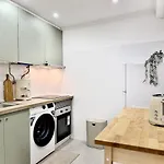 Apartamento Woody Boutique 6 Trendy Flat By Homeful Homes *