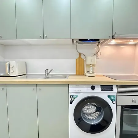 Woody Boutique 6 Trendy Flat By Homeful Homes Apartment *