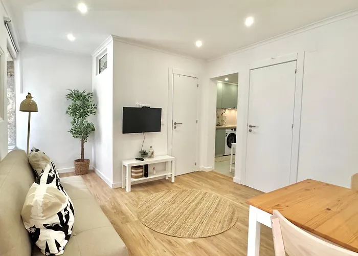 Woody Boutique 6 Trendy Flat By Homeful Homes *