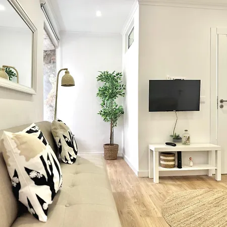 Woody Boutique 6 Trendy Flat By Homeful Homes Appartement Lissabon