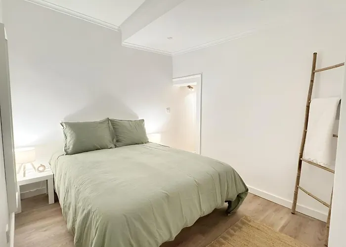 Woody Boutique 6 Trendy Flat By Homeful Homes *